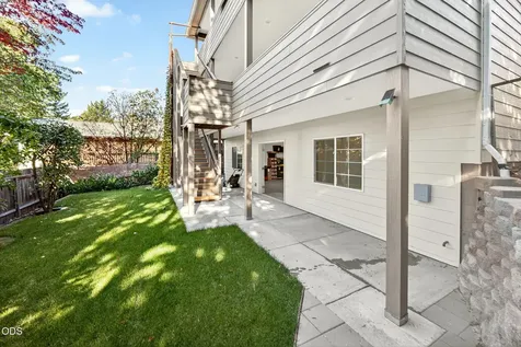 4600 Cloudcrest Drive Medford OR 97504