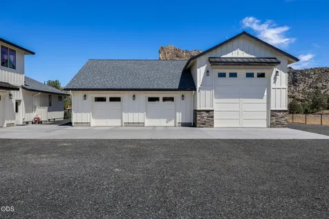 3645 NE Xenolith Street Terrebonne OR 97760