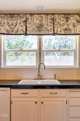 1500 NW 77th Street Redmond OR 97756
