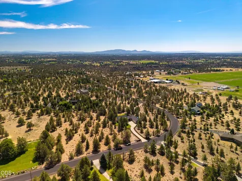1500 NW 77th Street Redmond OR 97756