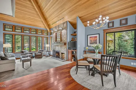 57785 Ribes Lane Sunriver OR 97707