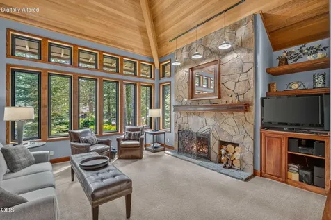 57785 Ribes Lane Sunriver OR 97707