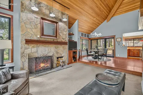 57785 Ribes Lane Sunriver OR 97707