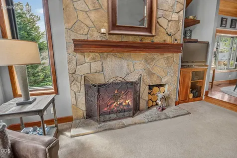 57785 Ribes Lane Sunriver OR 97707