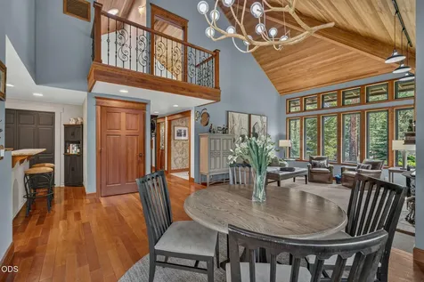 57785 Ribes Lane Sunriver OR 97707