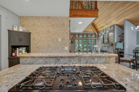 57785 Ribes Lane Sunriver OR 97707