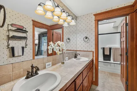 57785 Ribes Lane Sunriver OR 97707
