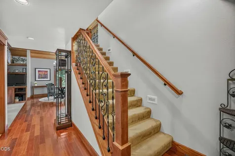 57785 Ribes Lane Sunriver OR 97707