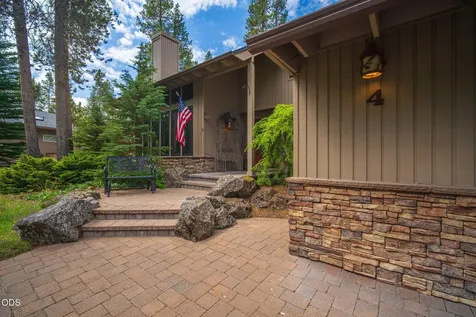 57785 Ribes Lane Sunriver OR 97707