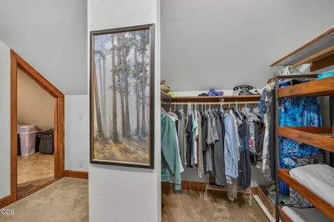 57785 Ribes Lane Sunriver OR 97707