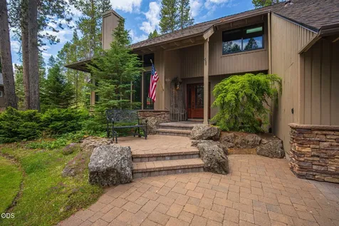 57785 Ribes Lane Sunriver OR 97707