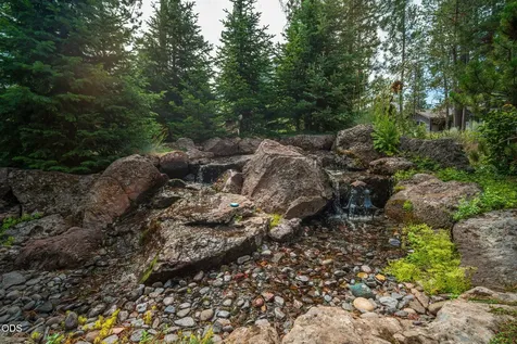 57785 Ribes Lane Sunriver OR 97707