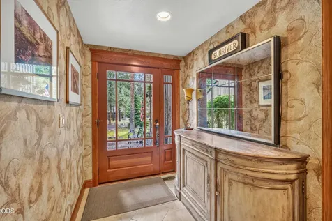 57785 Ribes Lane Sunriver OR 97707
