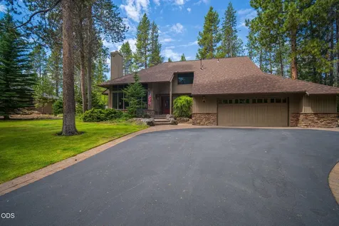 57785 Ribes Lane Sunriver OR 97707