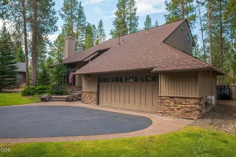 57785 Ribes Lane Sunriver OR 97707