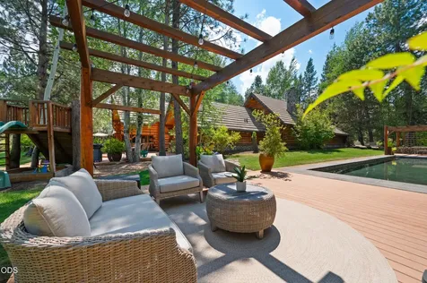 56648 Lunar Drive Bend OR 97707