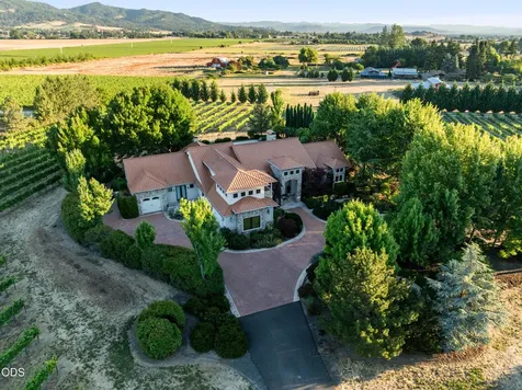 3922 Bellinger Lane Medford OR 97501