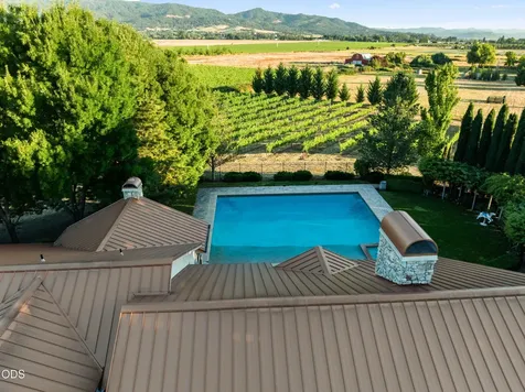 3922 Bellinger Lane Medford OR 97501