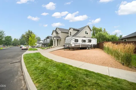 63441 Stacy Lane Bend OR 97701