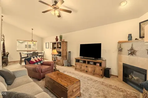 438 NW 19th Redmond OR 97756