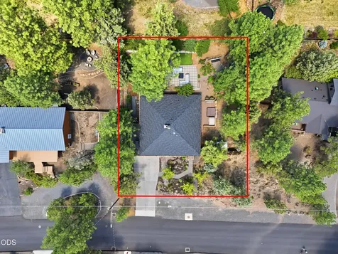 1340 NW Trenton Avenue Bend OR 97703