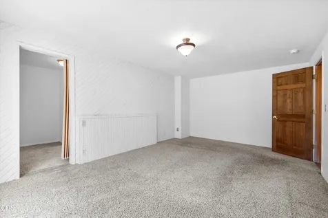 60325 Woodside Road Bend OR 97702