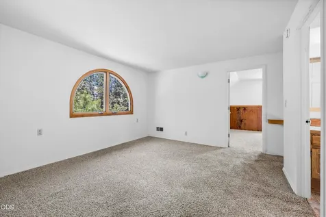 60325 Woodside Road Bend OR 97702