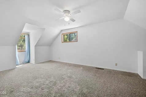 60325 Woodside Road Bend OR 97702