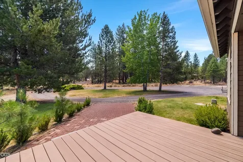 60325 Woodside Road Bend OR 97702