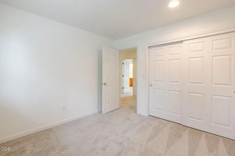 2542 NE Keats Drive Bend OR 97701