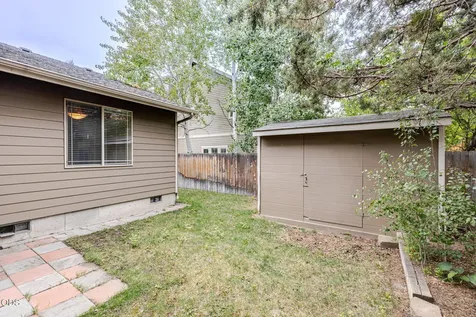 2542 NE Keats Drive Bend OR 97701