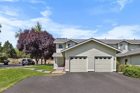 1926 NE Sams Loop Bend OR 97701