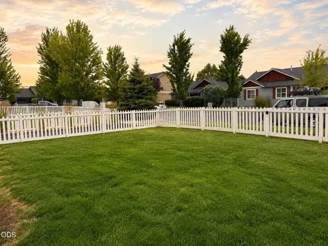 61367 Woodbury Lane Bend OR 97702