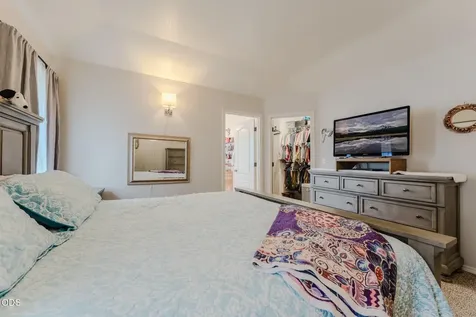 61055 Borden Drive Bend OR 97702