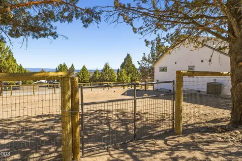 6075 NW Elliott Street Prineville OR 97754