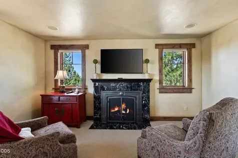 3444 NW Greenleaf Way Bend OR 97703