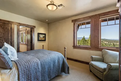3444 NW Greenleaf Way Bend OR 97703