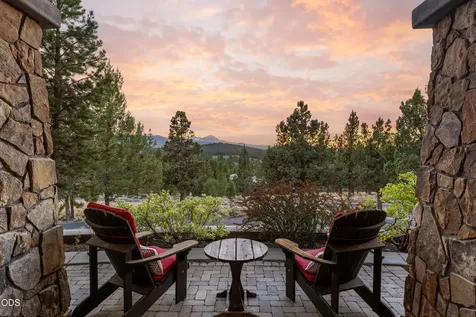 3444 NW Greenleaf Way Bend OR 97703