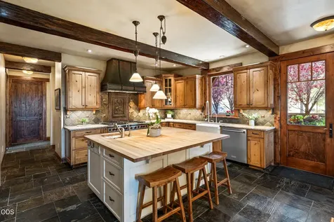 3444 NW Greenleaf Way Bend OR 97703
