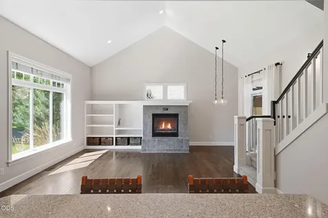 19358 SW Laurelhurst Way Bend OR 97702