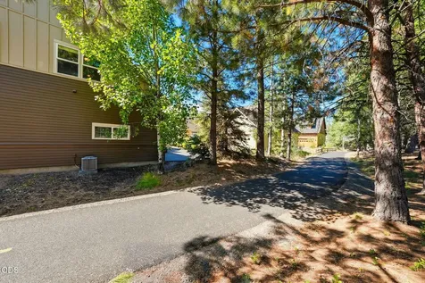 19358 SW Laurelhurst Way Bend OR 97702