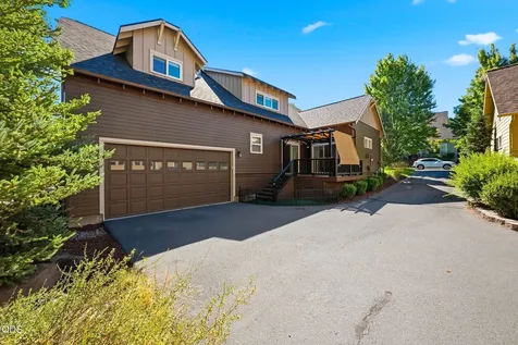 19358 SW Laurelhurst Way Bend OR 97702