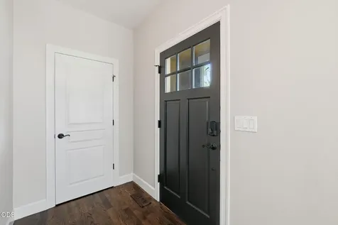 19358 SW Laurelhurst Way Bend OR 97702