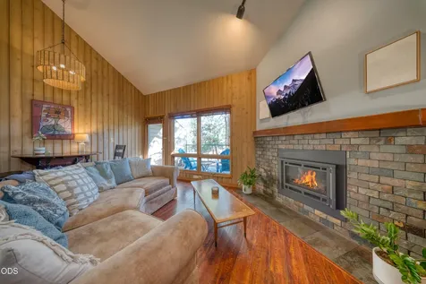 19717 SW Mount Bachelor Drive Bend OR 97702