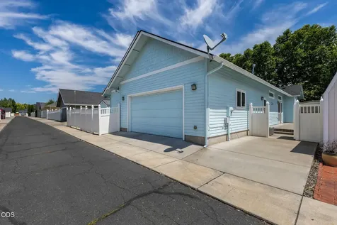 977 NE Hudspeth Lane Prineville OR 97754