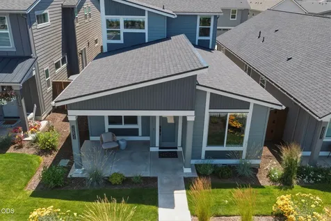 20855 SE Caldera Drive Bend OR 97702