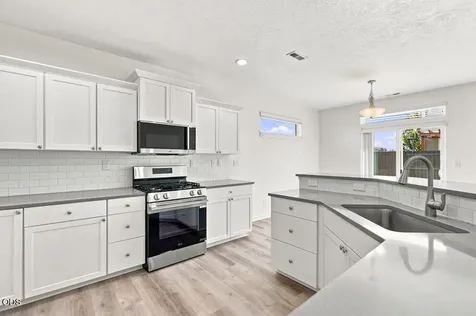 2502 NW Glen Oak Avenue Redmond OR 97756