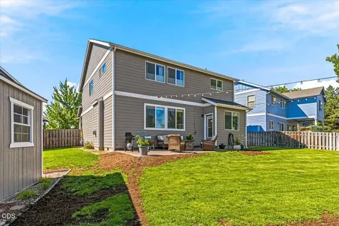 1615 SW Sarasoda Court Redmond OR 97756