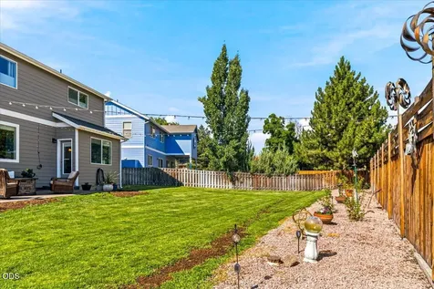 1615 SW Sarasoda Court Redmond OR 97756