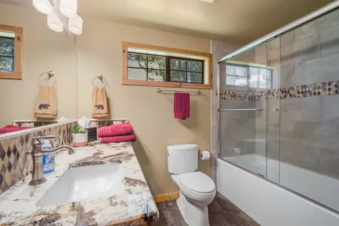 57499 Circle Four Lane Sunriver OR 97707